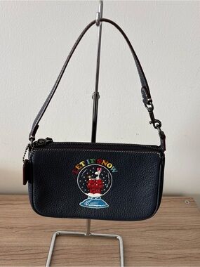 🚨🚨Coach Snoopy limited edition Demi bag purse Leather